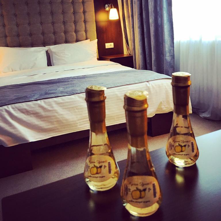 Luxury Rooms Luca And Deluca Белград Екстериор снимка
