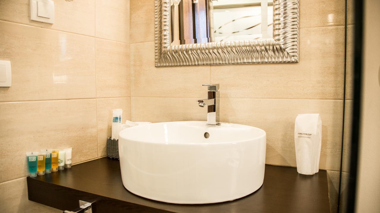 Luxury Rooms Luca And Deluca Белград Екстериор снимка